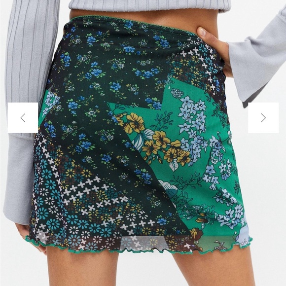 NWT Urban Outfitters Patchwork Floral Mini Skirt size M Green Black Forest Fairy - Picture 3 of 6
